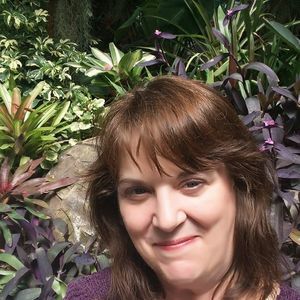 Meet your Posher, Linda